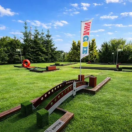 Brooklyn 2 Pokojowy Z Prywatnym Polem Do Gry W Mini Golf